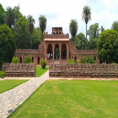 Humayun Tomb Sight Seeing Tour